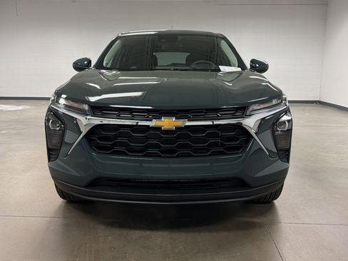 New 2026 Chevrolet Trax LS image 5