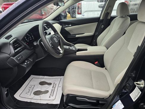 Used 2019 Honda Insight LX image 9