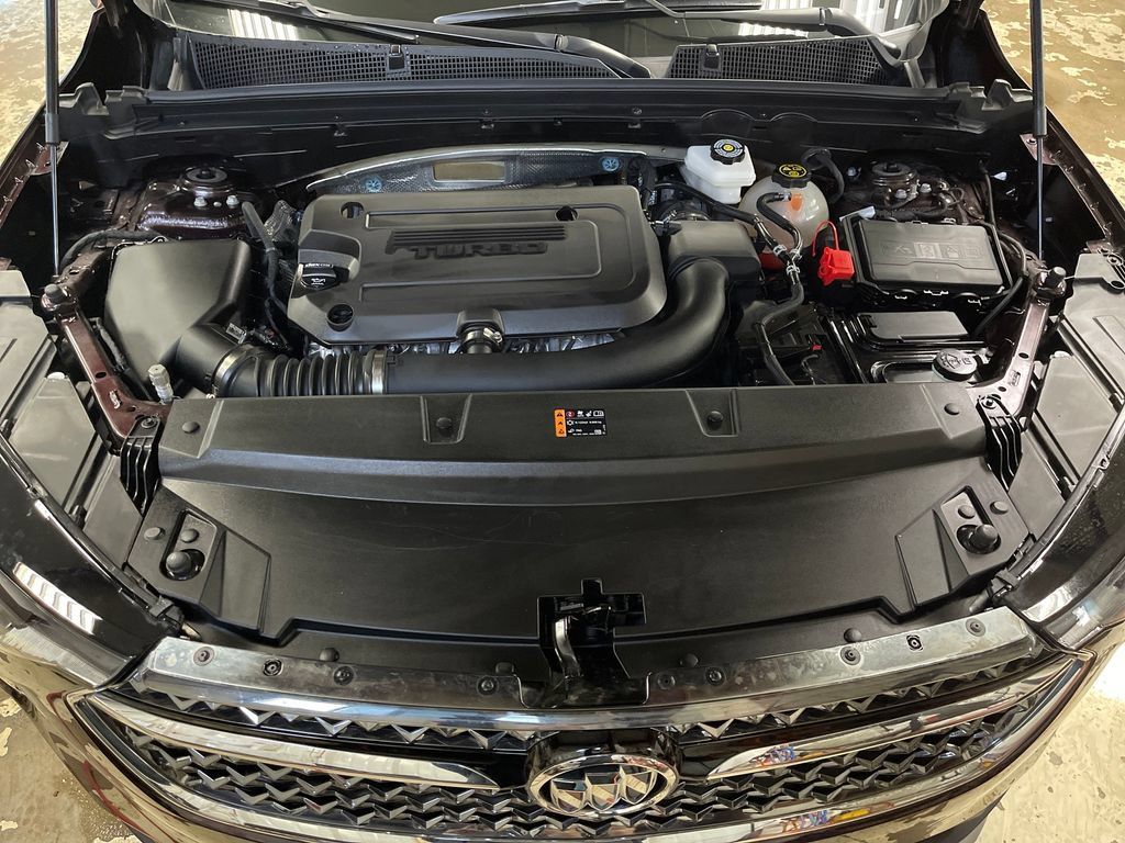 Used 2023 Buick Envision Avenir AWD/4WD image 10