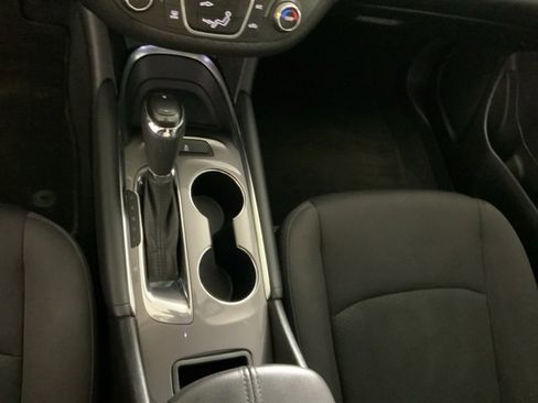 Used 2017 Chevrolet Malibu LT image 21