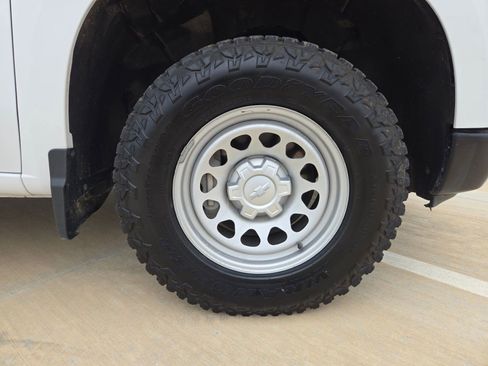 Used 2023 Chevrolet Silverado 1500 W/T w/ Trailering Package image 28