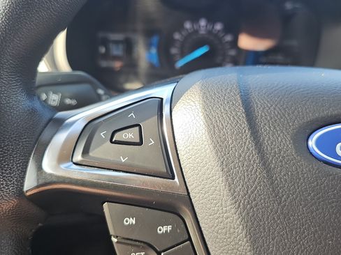 Used 2024 Ford Edge SEL AWD/4WD image 23