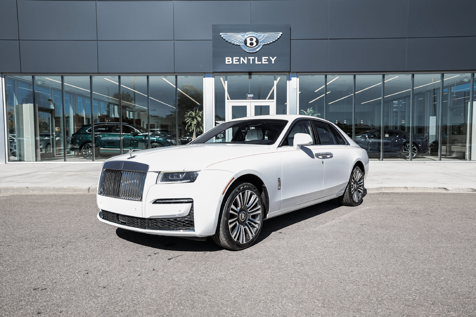 Used 2021 Rolls-Royce Ghost AWD/4WD image 1