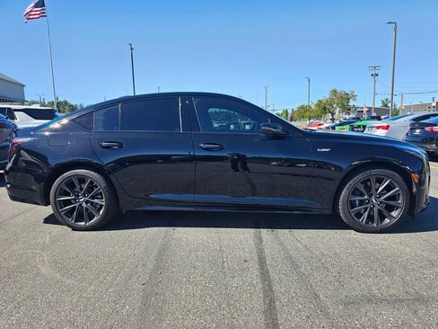 Used 2025 Cadillac CT5 V w/ Technology Package AWD/4WD image 2