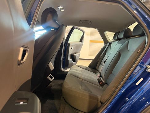 Used 2025 Kia K4 FWD image 25