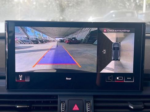 Used 2024 Audi SQ5 Premium Plus w/ Premium Plus Package image 22