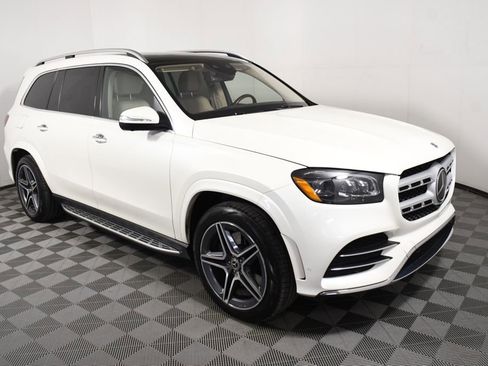 Used 2021 Mercedes-Benz GLS 580 4MATIC image 8
