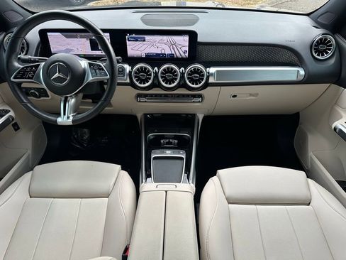 Used 2024 Mercedes-Benz EQB 250+ image 38