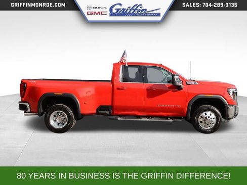 New 2026 GMC Sierra 3500 SLE w/ SLE Value Package AWD/4WD image 3
