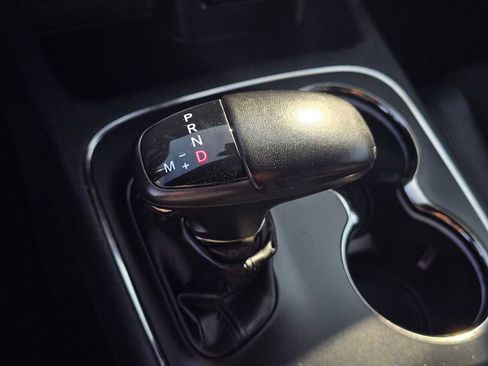 Used 2020 Dodge Durango GT image 34