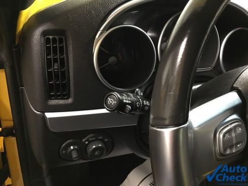 Used 2003 Chevrolet SSR w/ Preferred Equipment Group image 31