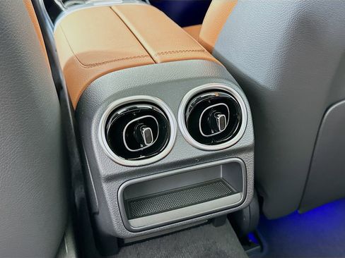 New 2026 Mercedes-Benz C 300 Sedan image 26