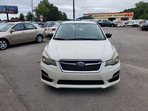 Used 2016 Subaru Impreza 2.0i image 2