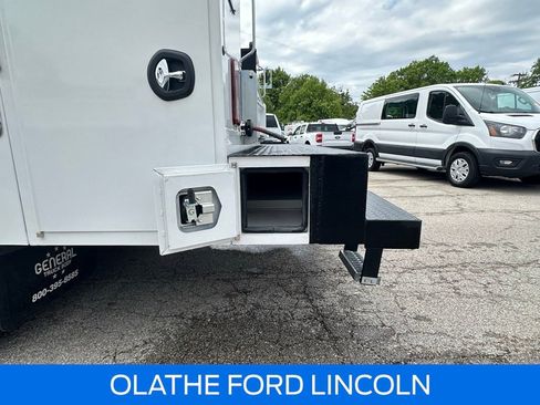 Used 2023 Ford F550 4x4 SuperCab Super Duty image 15