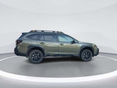 Used 2025 Subaru Outback Wilderness AWD/4WD image 8