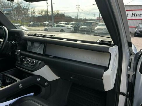 Used 2022 Land Rover Defender 110 X-Dynamic HSE image 22