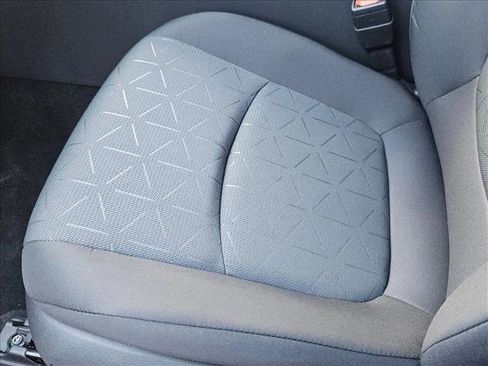 New 2025 Toyota RAV4 XLE image 4