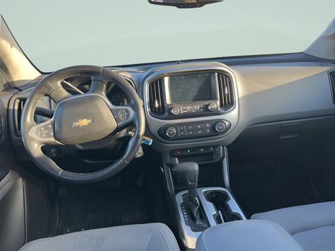 Used 2018 Chevrolet Colorado LT w/ LT Convenience Package image 20
