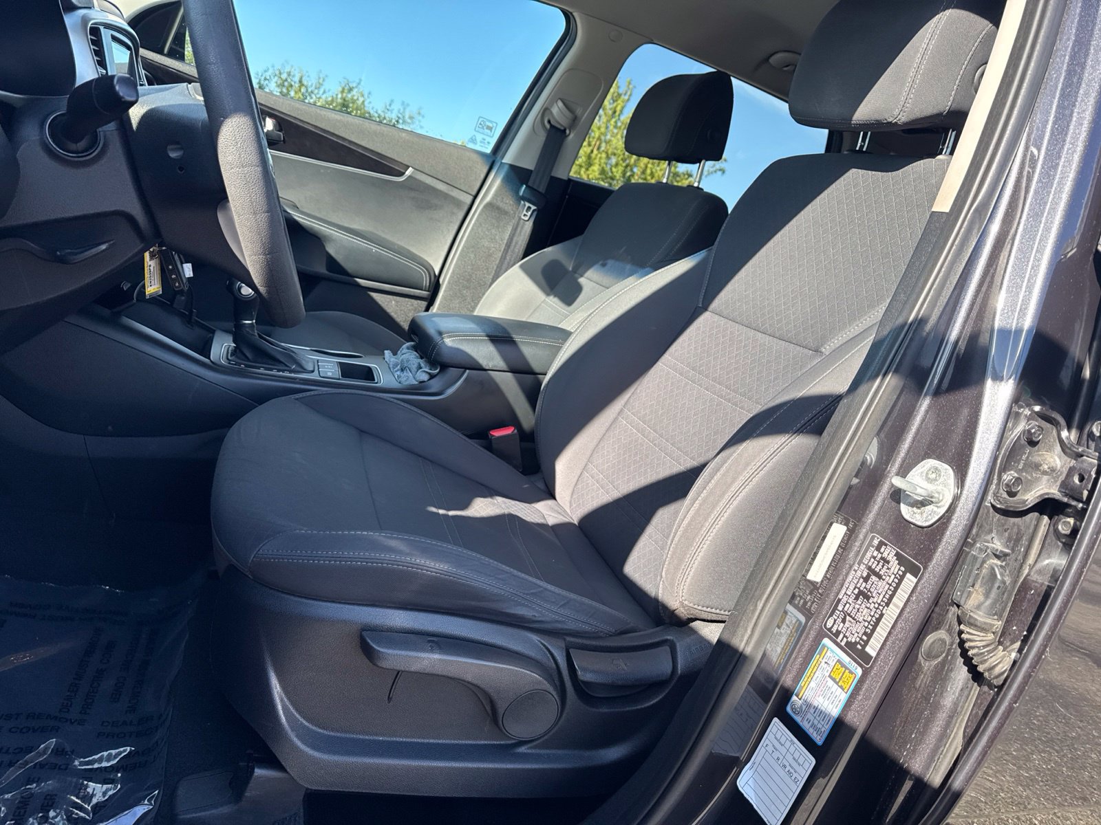 Used 2017 Kia Sorento AWD image 12