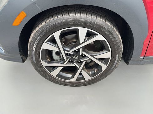 Used 2022 Hyundai Kona Limited AWD/4WD image 32