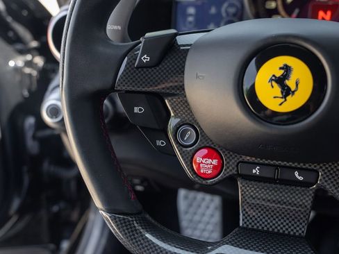 Used 2018 Ferrari 812 Superfast RWD image 42