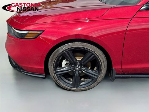 Used 2023 Honda Accord Sport image 37