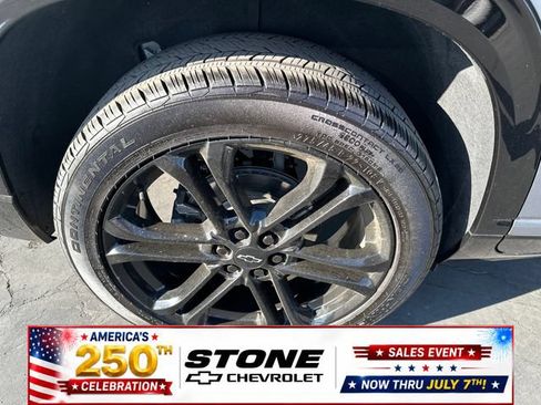 Certified 2026 Chevrolet Traverse High Country FWD image 9