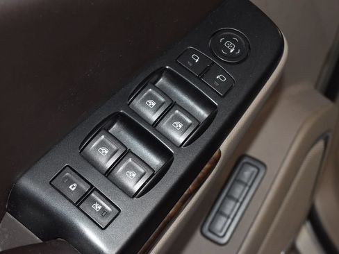 Used 2015 Chevrolet Tahoe LT w/ Max Trailering Package AWD/4WD image 5