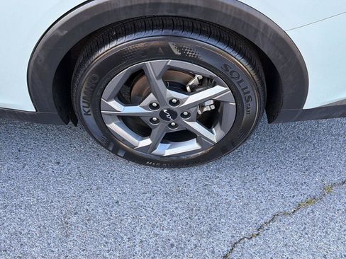Used 2025 Kia K4 FWD image 34