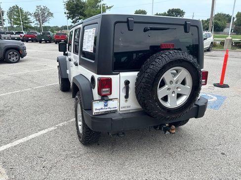 Used 2018 Jeep Wrangler Unlimited Sport S AWD/4WD image 22
