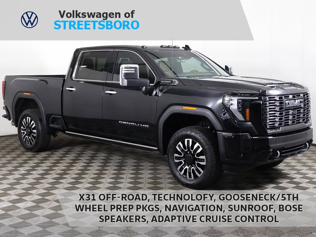 Used 2025 GMC Sierra 2500 Denali Ultimate AWD/4WD image 1