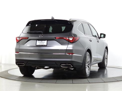 Used 2024 Acura MDX SH-AWD w/ Advance Package image 10