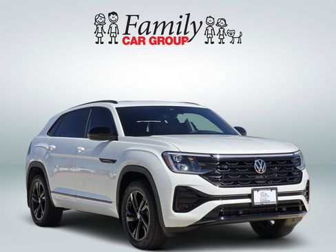 New 2026 Volkswagen Atlas Cross Sport SEL R-Line AWD/4WD image 2