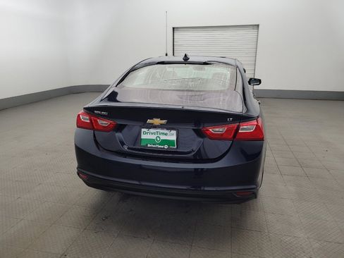 Used 2016 Chevrolet Malibu LT w/ Leather Package FWD image 7