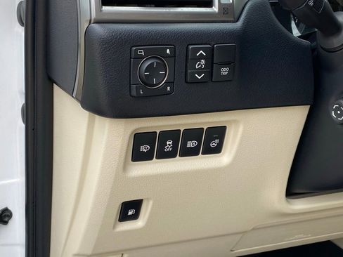 Used 2023 Lexus GX 460 Premium AWD/4WD image 12