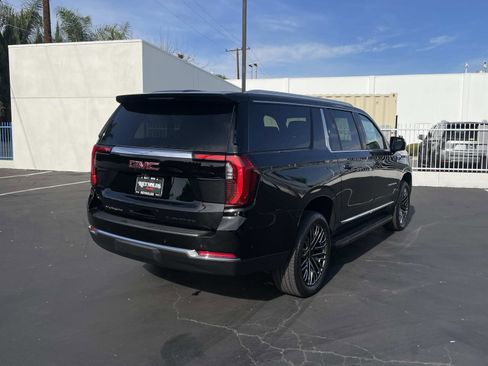 New 2026 GMC Yukon XL Elevation image 5