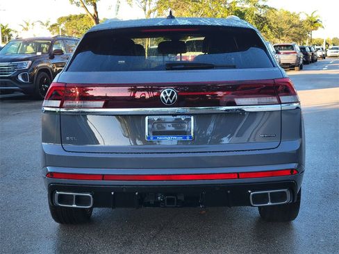 New 2026 Volkswagen Atlas Cross Sport SEL Premium R-Line image 4