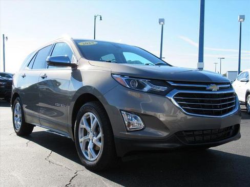 Used 2019 Chevrolet Equinox Premier image 4