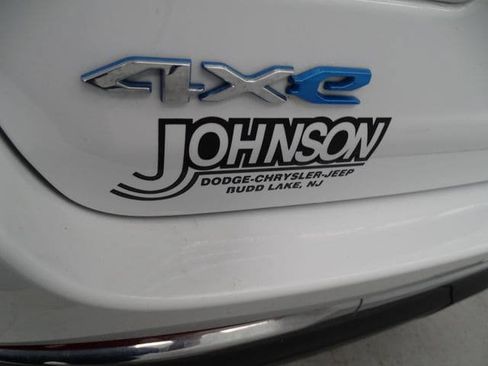 Certified 2023 Jeep Grand Cherokee 4WD 4xe image 29