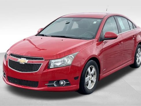Used 2012 Chevrolet Cruze LT w/ RS Package FWD image 3
