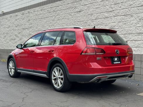 Used 2019 Volkswagen Golf Alltrack S AWD/4WD image 14