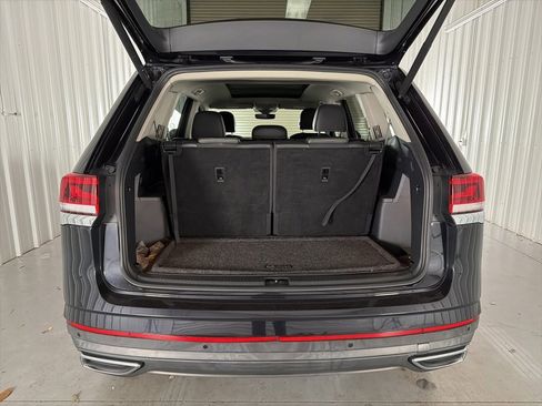 Used 2023 Volkswagen Atlas SEL image 8