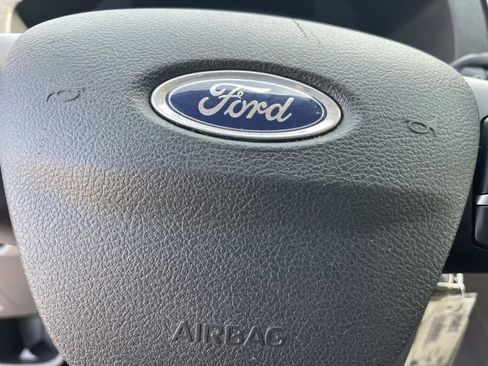 Used 2023 Ford Transit 350 XLT RWD image 29