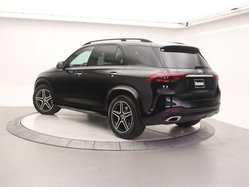New 2026 Mercedes-Benz GLE 450 4MATIC image 2