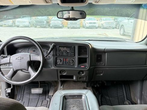 Used 2006 Chevrolet Silverado 1500 LT image 12