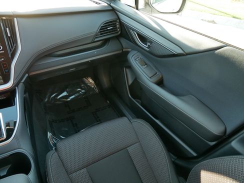 Certified 2025 Subaru Outback Premium image 11