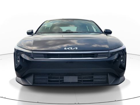 Used 2025 Kia K4 LXS FWD image 2