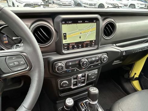 Used 2023 Jeep Wrangler Unlimited w/ Sun & Screen Package AWD/4WD image 24