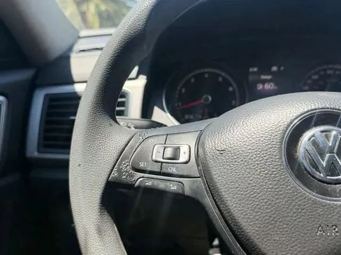 Used 2018 Volkswagen Atlas S FWD image 23