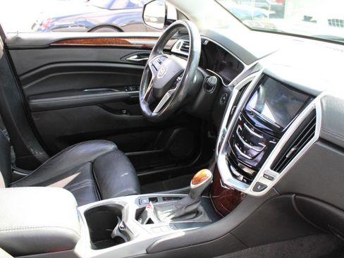 Used 2016 Cadillac SRX Luxury w/ Driver Awareness Package image 12